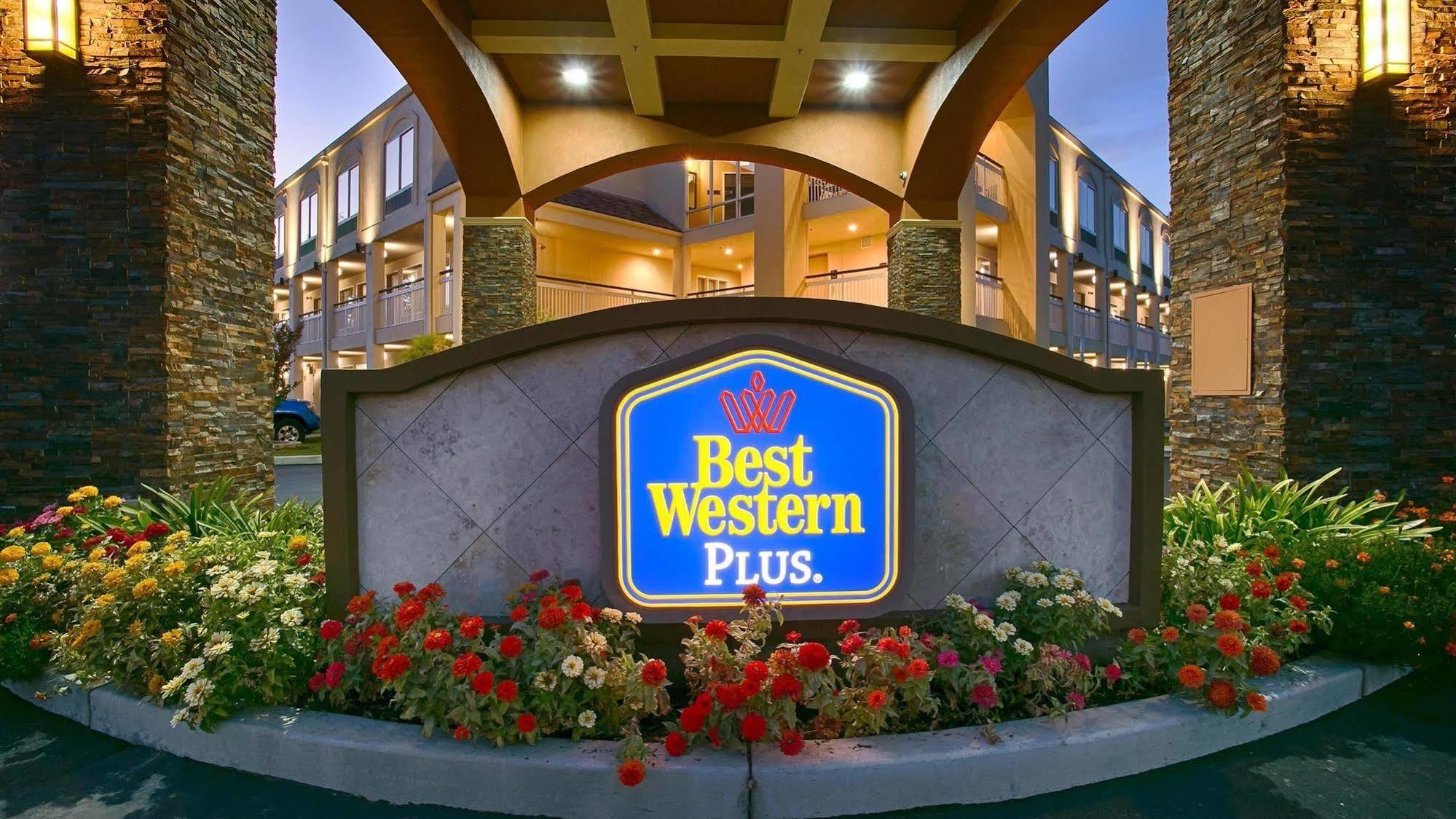 Best Western Plus Rancho Cordova Inn Exteriér fotografie