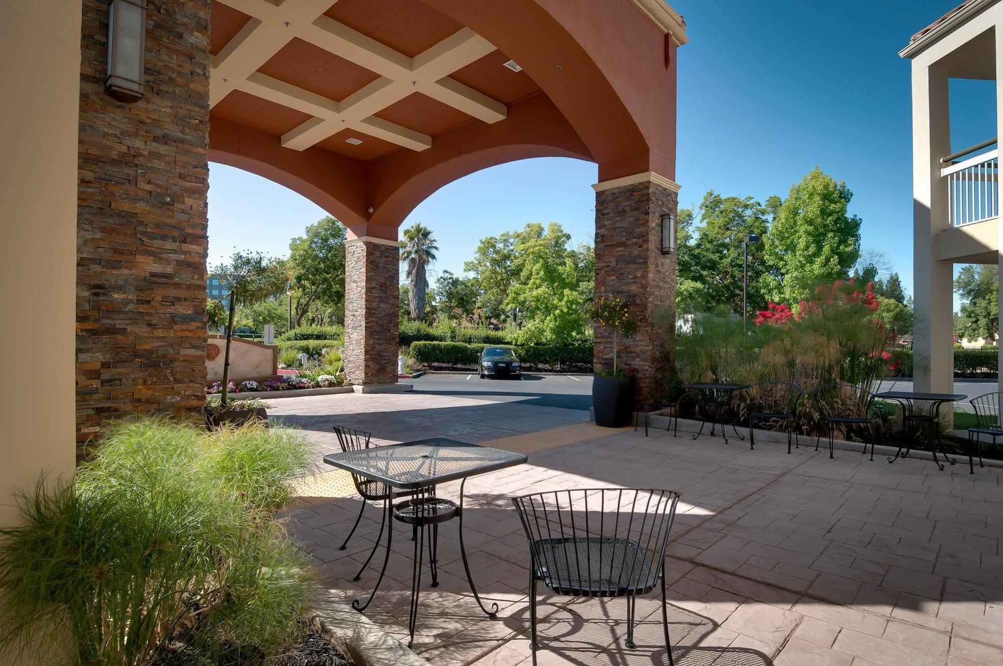 Best Western Plus Rancho Cordova Inn Exteriér fotografie