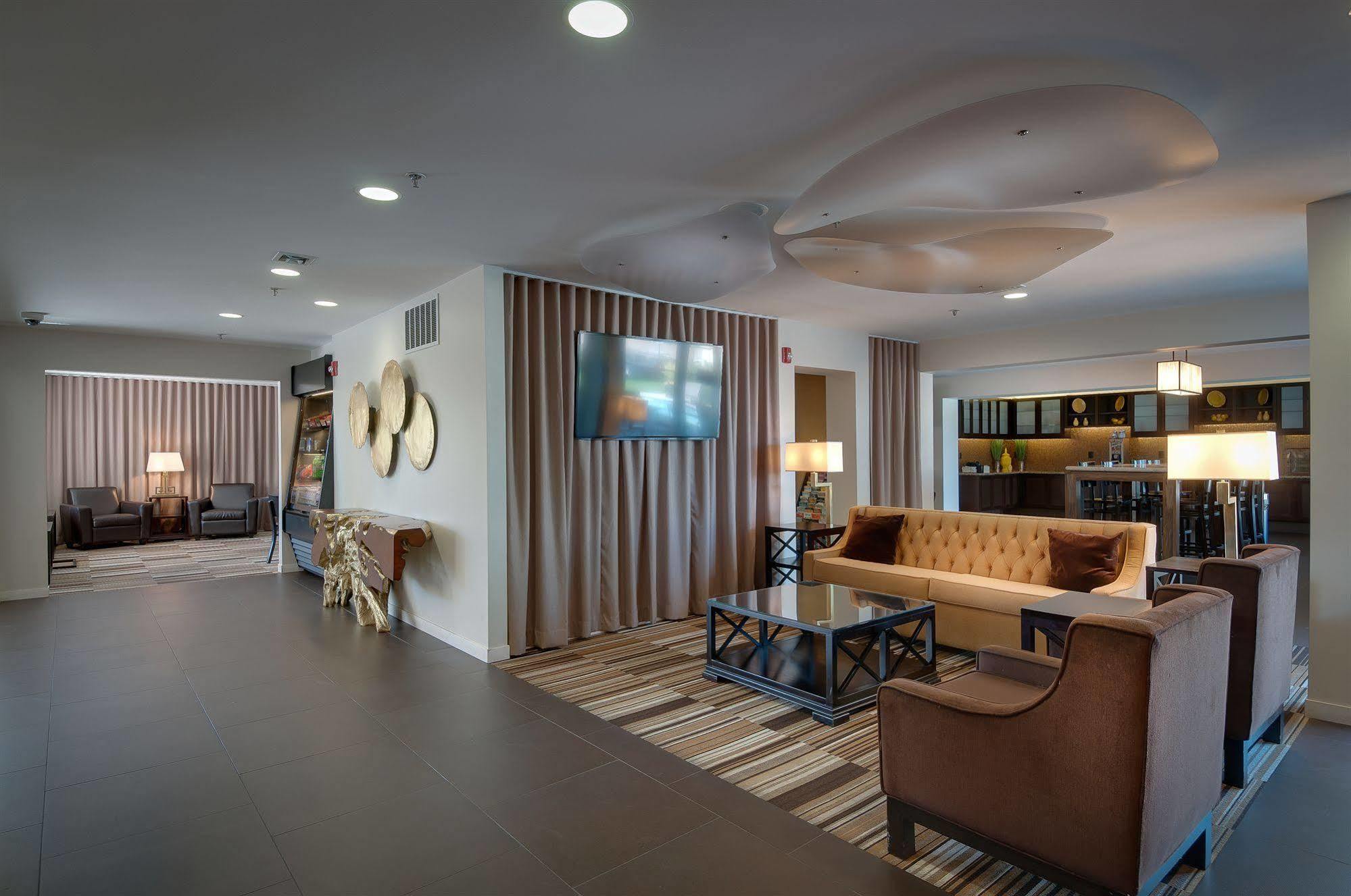 Best Western Plus Rancho Cordova Inn Exteriér fotografie