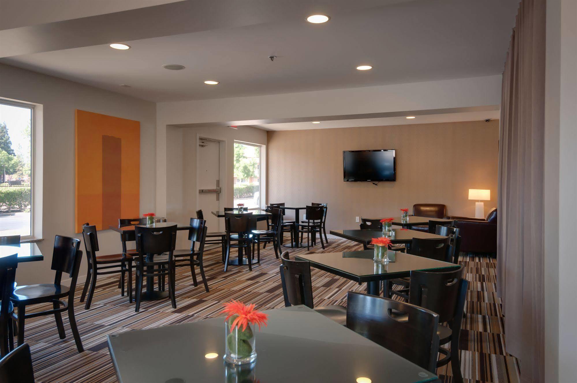 Best Western Plus Rancho Cordova Inn Exteriér fotografie